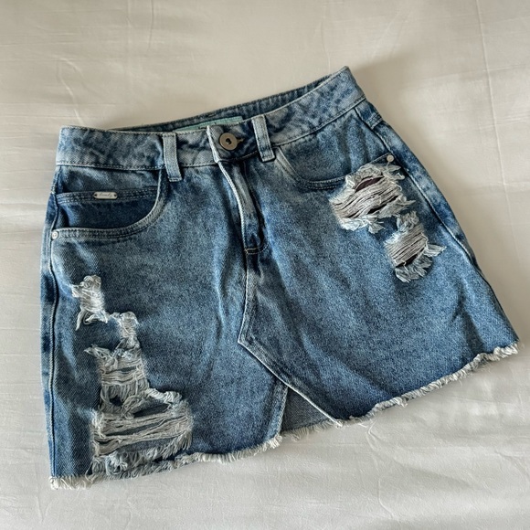 Skirt jeans size 4 - fit so well! High rise - Picture 1 of 2